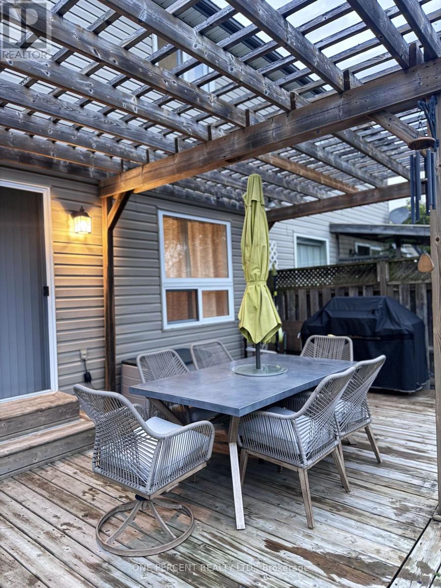 459 ALBERT STREET - 10