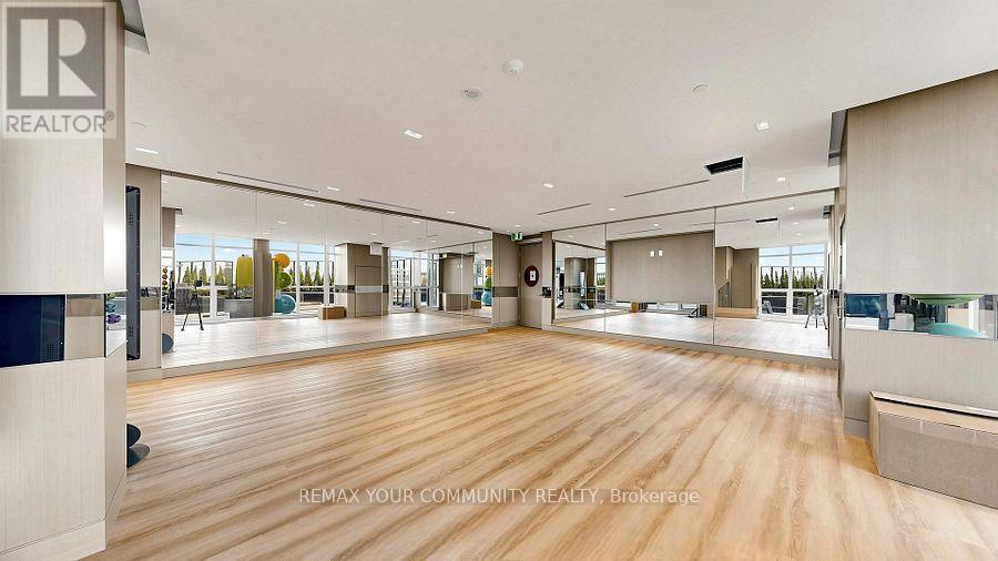 18 Esther Shiner Boulevard — photo 28