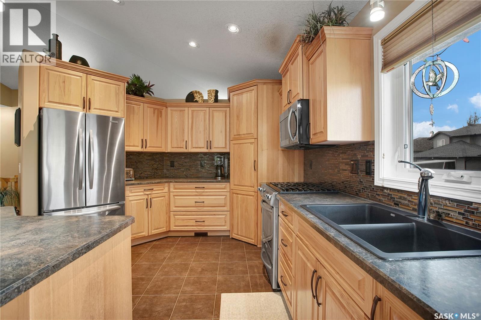 634 Allwood MANOR, Saskatoon — photo 6