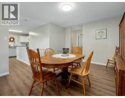 786 Isabel, Pincher Creek, AB T0K1W0 Photo 16