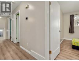 786 Isabel, Pincher Creek, AB T0K1W0 Photo 18