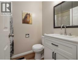 786 Isabel, Pincher Creek, AB T0K1W0 Photo 23