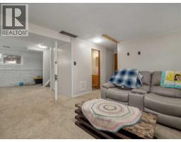 786 Isabel, Pincher Creek, AB T0K1W0 Photo 34