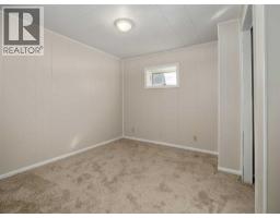 786 Isabel, Pincher Creek, AB T0K1W0 Photo 38