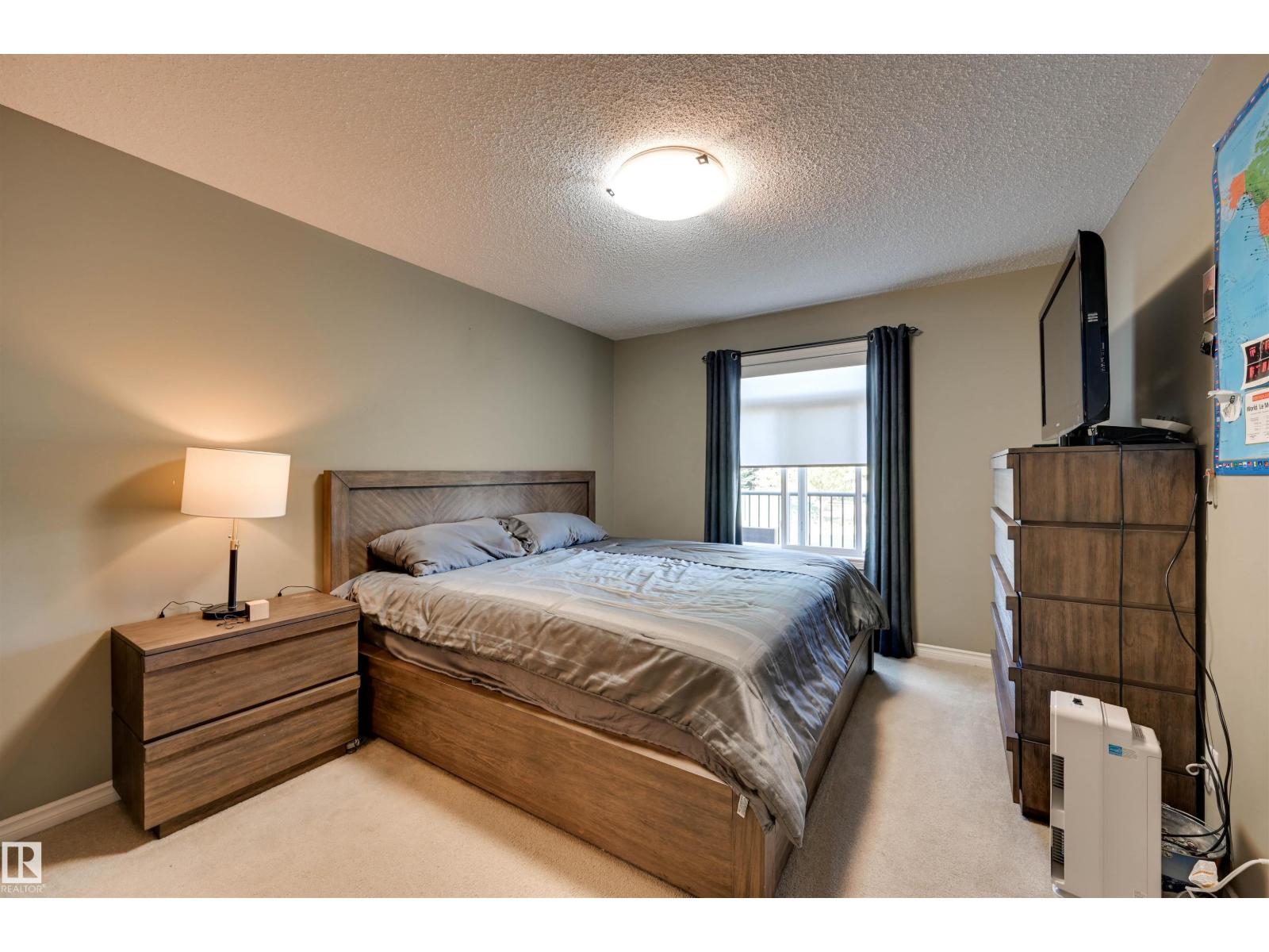 #49 10 WOODCREST LN - 15