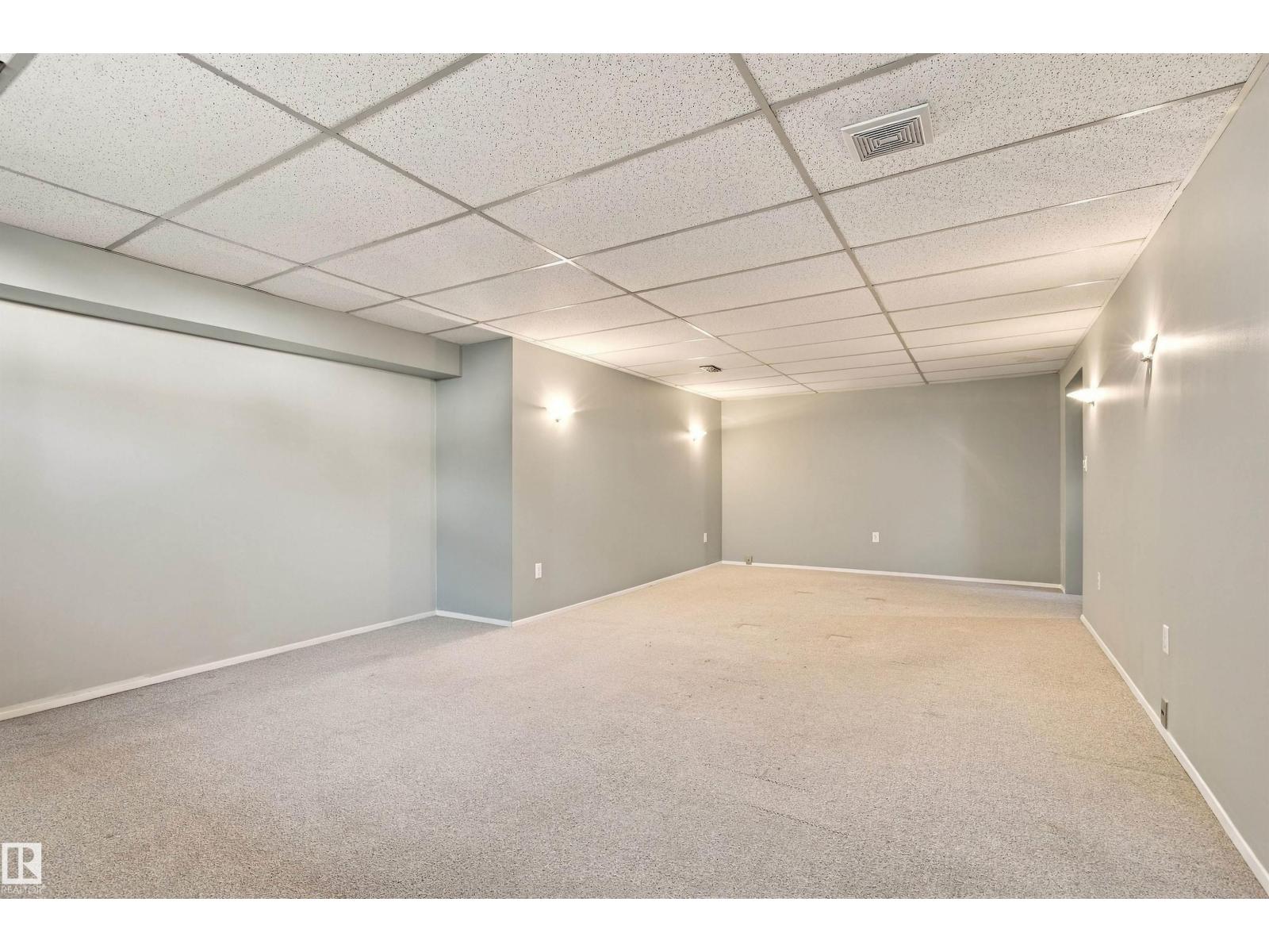 6116 148 AV NW - 26