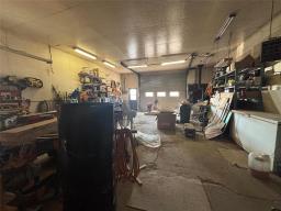 14101 Eighteen Highway, Killarney, MB R0K1G0 Photo 22