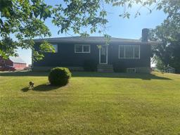 Bedroom - 14101 Eighteen Highway, Killarney, MB R0K1G0 Photo 6