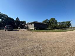 14101 Eighteen Highway, Killarney, MB R0K1G0 Photo 8
