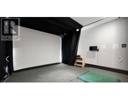 505 - 21 Upper Duke Crescent, Markham, ON L6G0B7 Photo 7