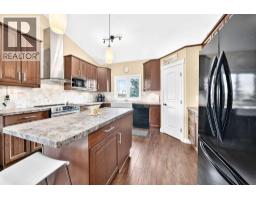 Sunroom - 6444 Cedar Way, Innisfail, AB T4G0A5 Photo 10