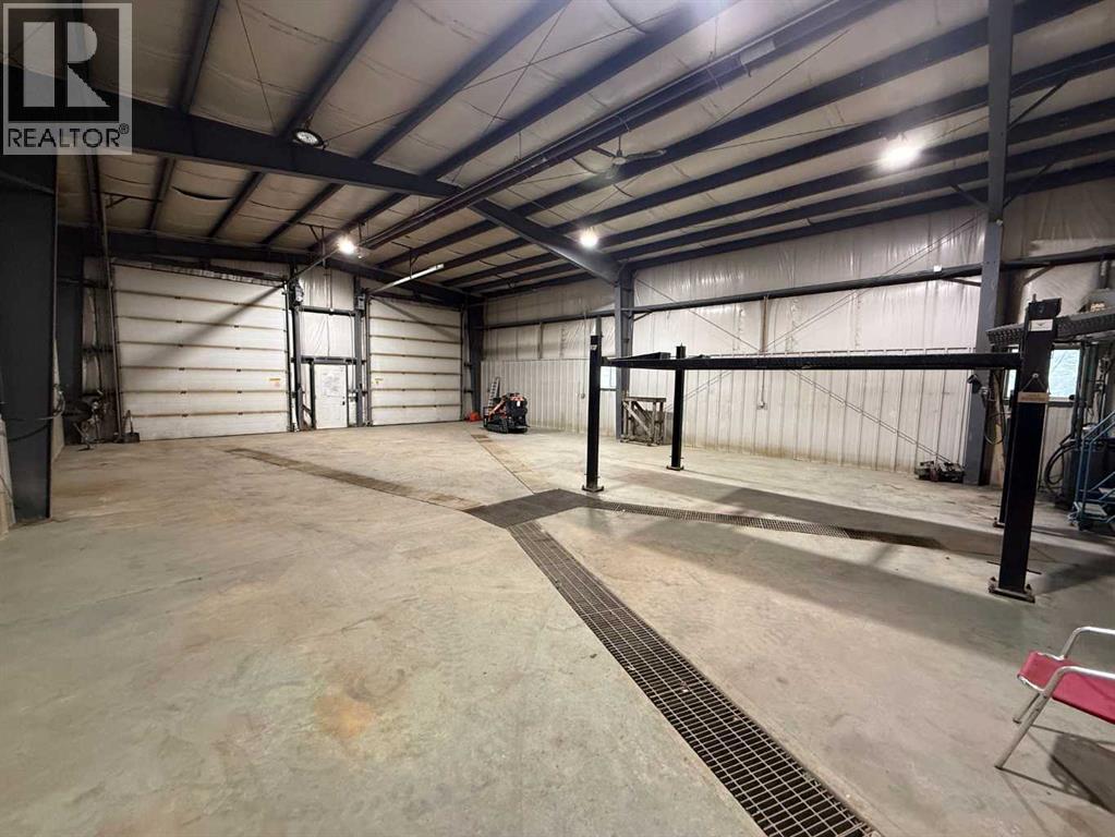 9, 23518 Highway 16 - 26