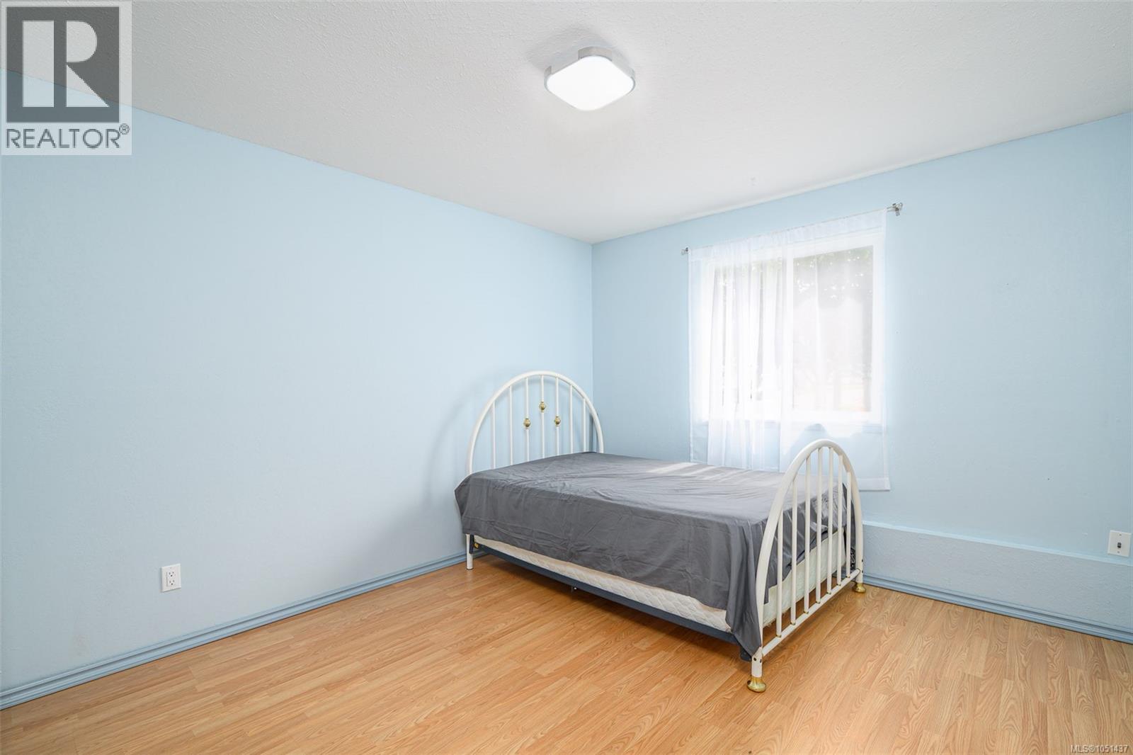 #107 611 MacMillan Dr - 12