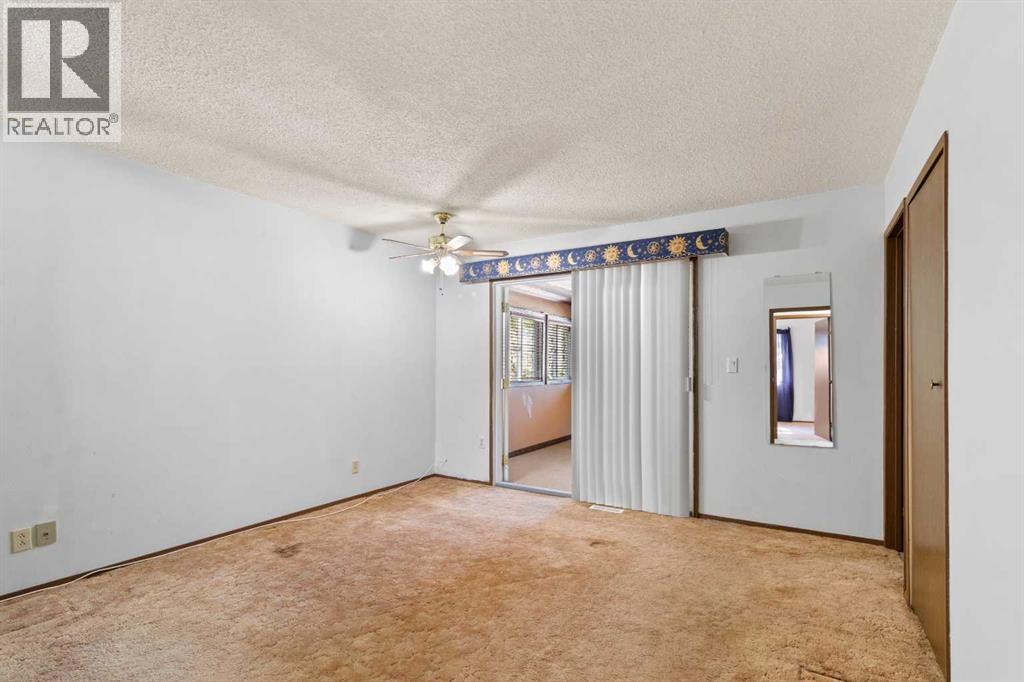 Listing photo – 610 8 Street N, Three Hills