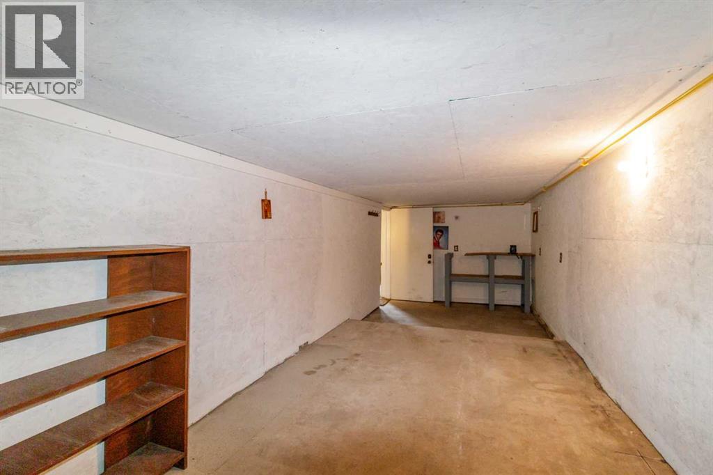 610 8 Street N - 29