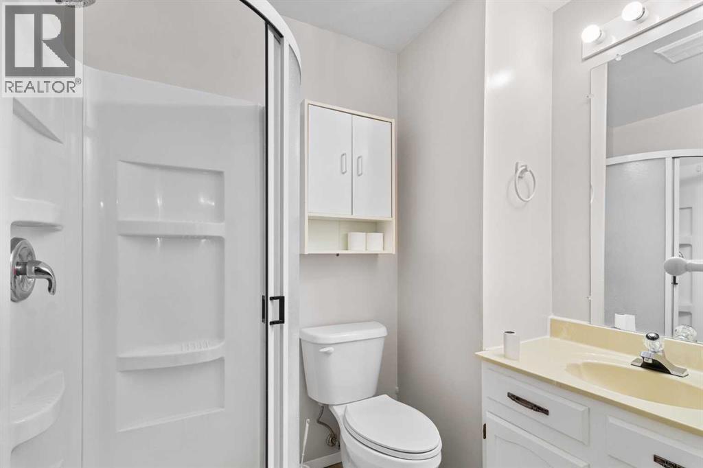 Listing photo – 610 8 Street N, Three Hills