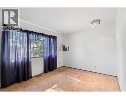 4pc Bathroom - 610 8 Street N, Three Hills, AB T0M2A0 Photo 11