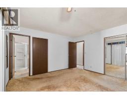 Family room - 610 8 Street N, Three Hills, AB T0M2A0 Photo 8