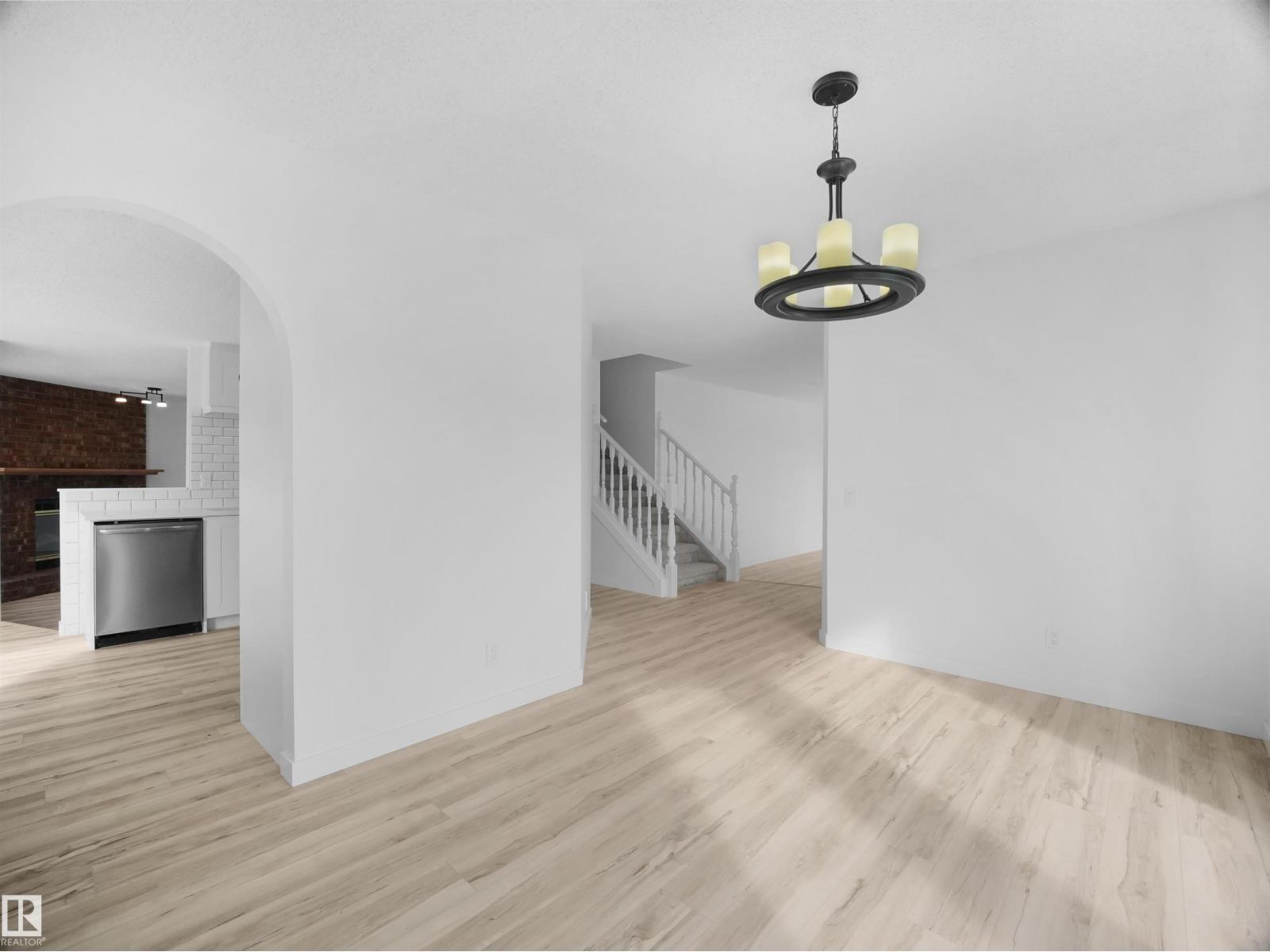 4103 28 AV NW - Image 11