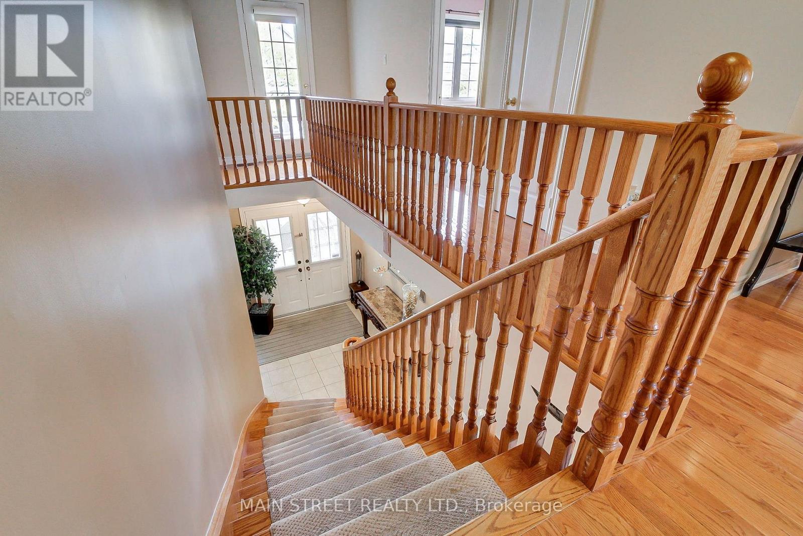 196 Wainscot Avenue, Newmarket, ON photo 25