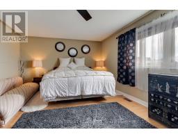 196 Wainscot Avenue, Newmarket, ON L3X2X4 Photo 20