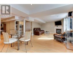 196 Wainscot Avenue, Newmarket, ON L3X2X4 Photo 27