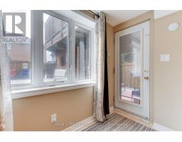 196 Wainscot Avenue, Newmarket, ON L3X2X4 Photo 32