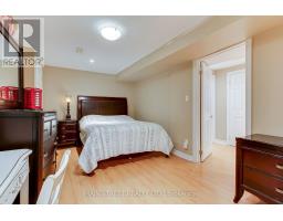 196 Wainscot Avenue, Newmarket, ON L3X2X4 Photo 33