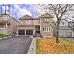 196 Wainscot Avenue, Newmarket, ON L3X2X4 Photo 41