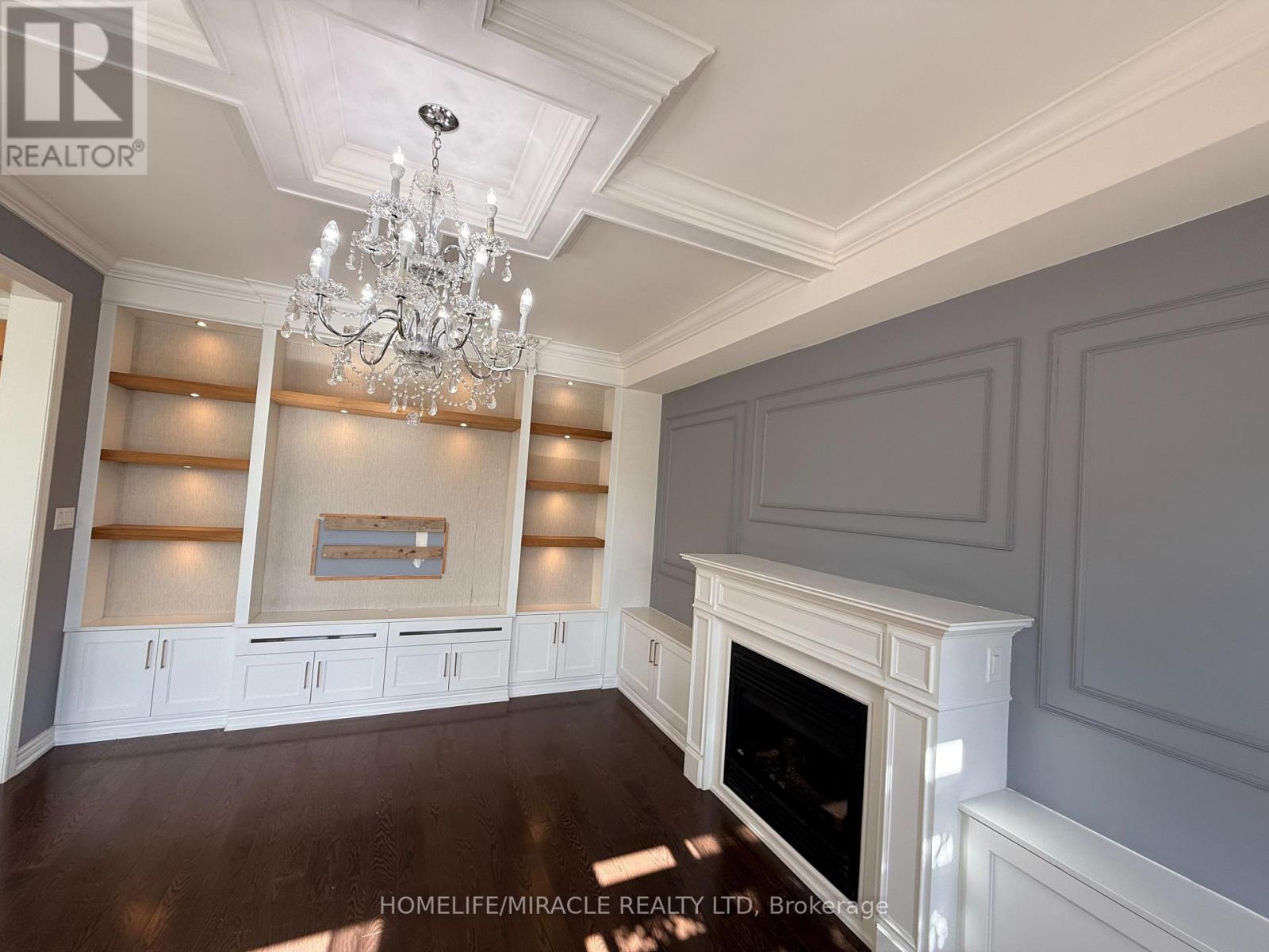 55 TREETOPS BOULEVARD - 21