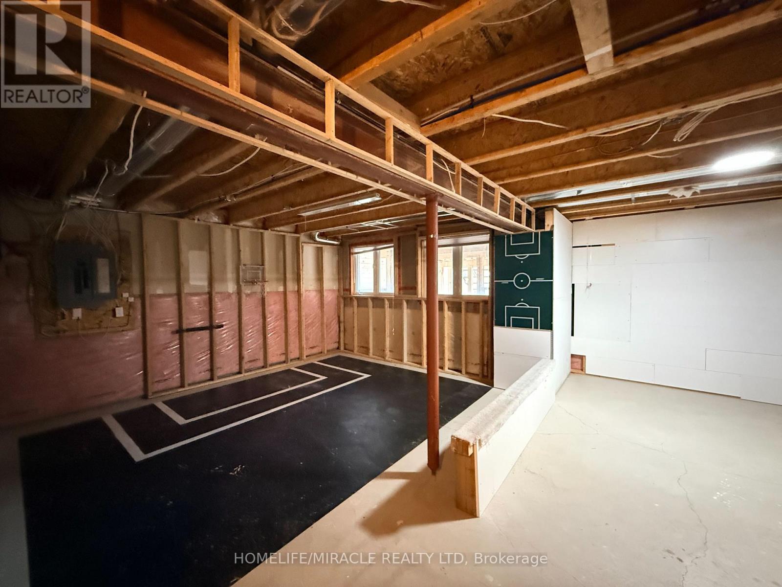 55 TREETOPS BOULEVARD - 29