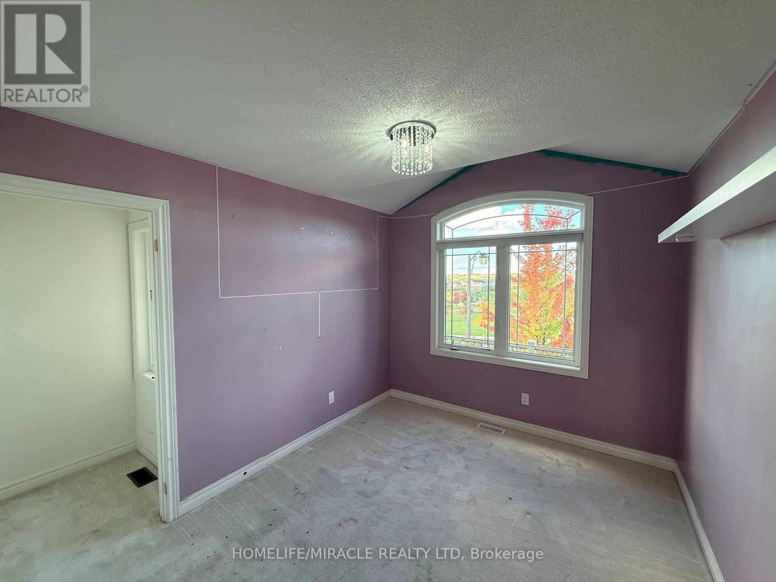 55 TREETOPS BOULEVARD - 34