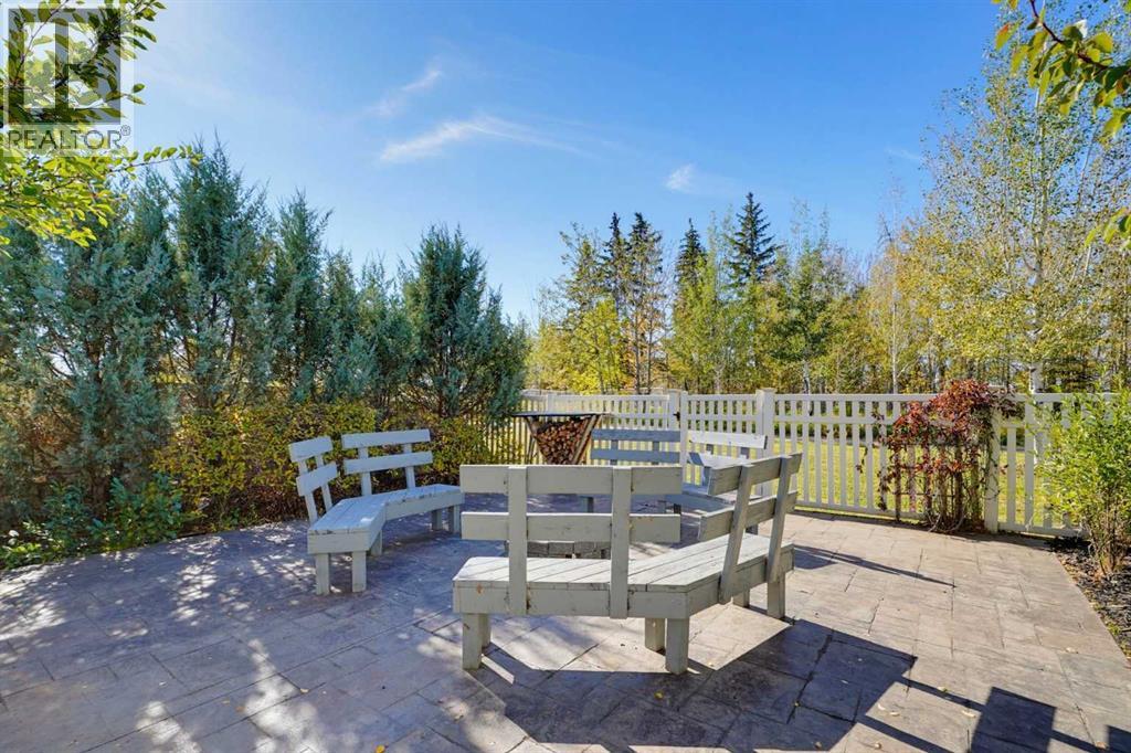 Listing photo – 69 Connaught Crescent, Red Deer