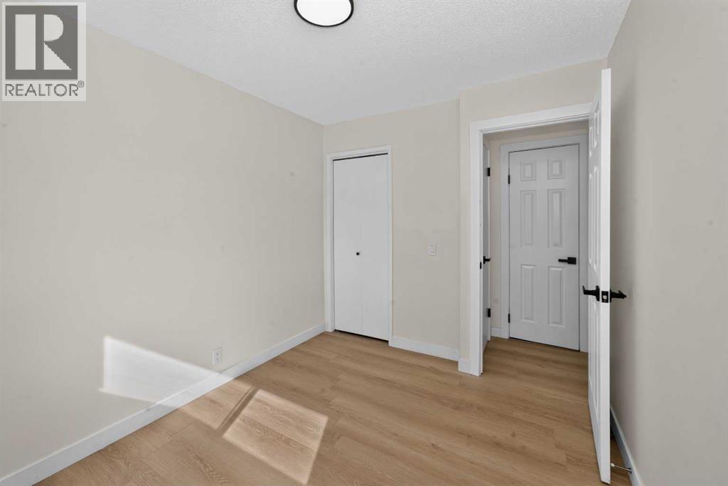 63 Beaconsfield Crescent NW - Image 14