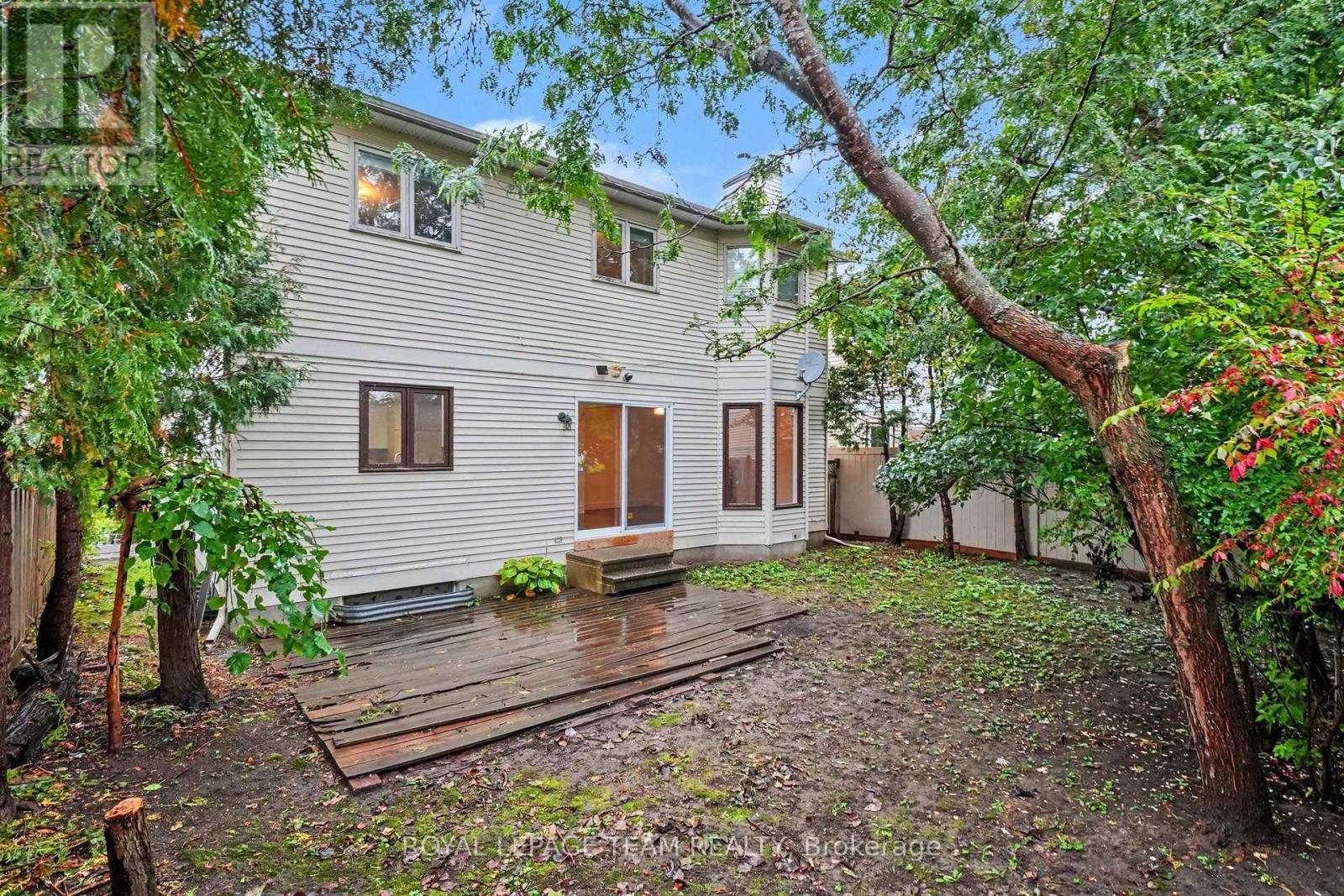 160 SAI CRESCENT - 31
