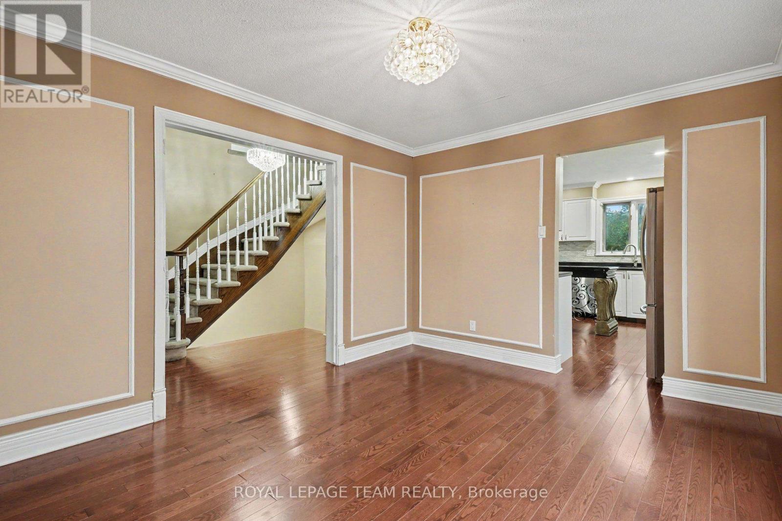 160 SAI CRESCENT - 6