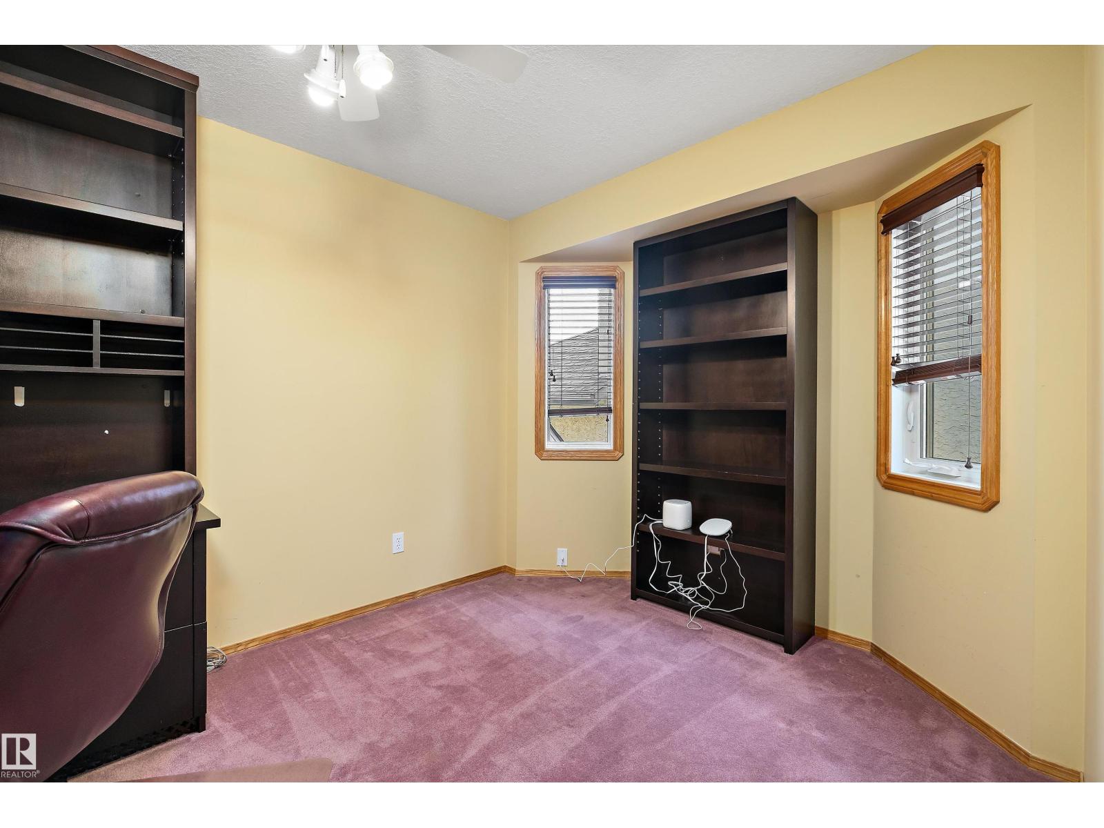 26 FAIRWAY DR - 23