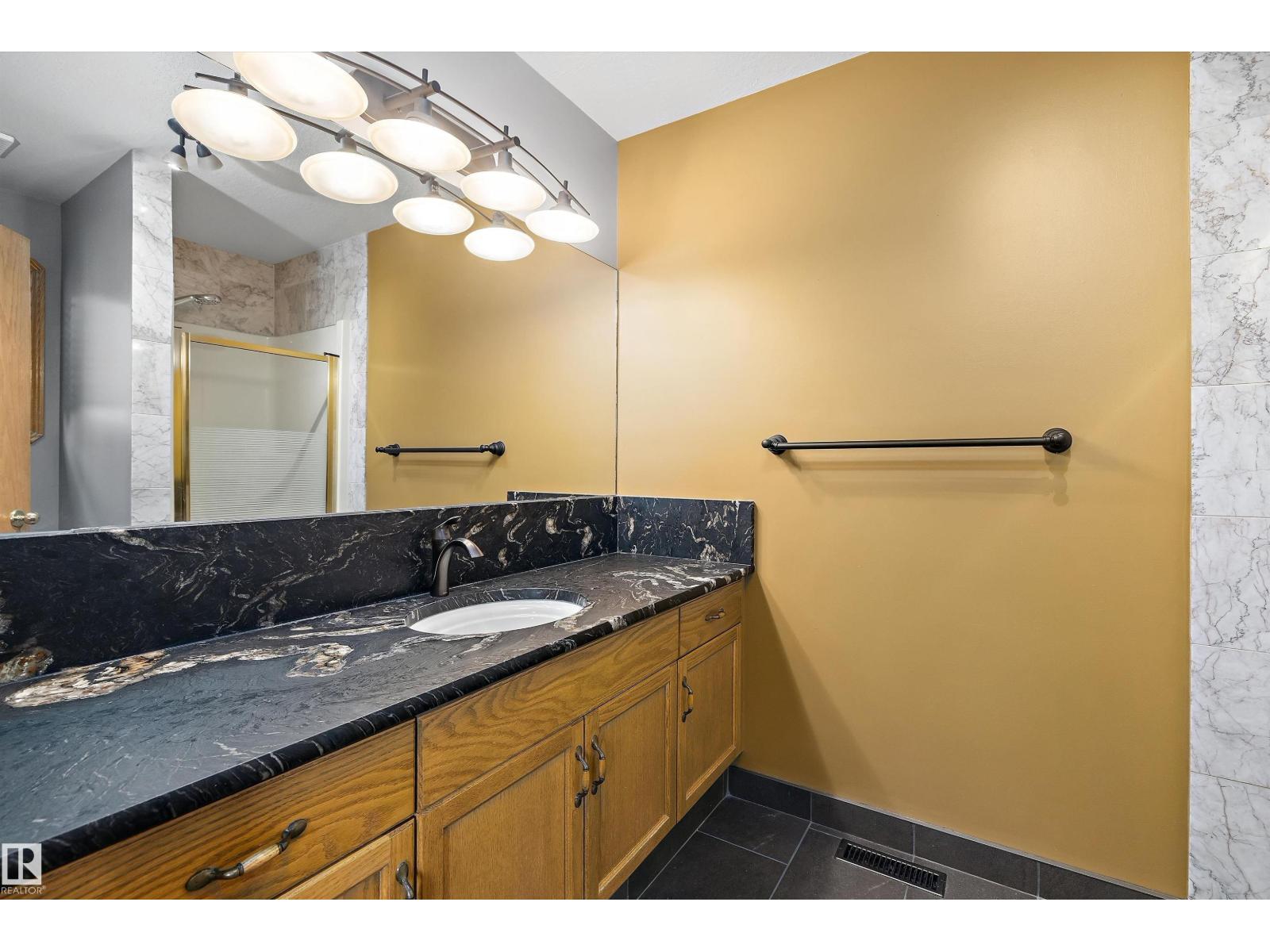 26 FAIRWAY DR - 30