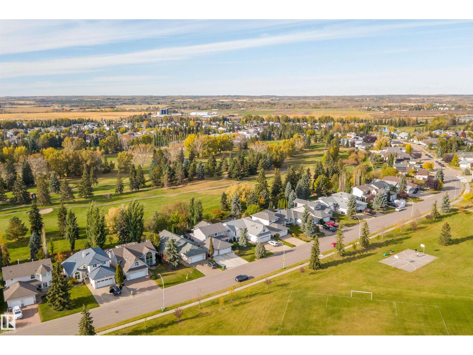 26 FAIRWAY DR - 63