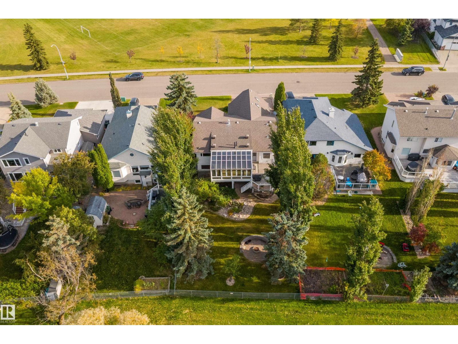 26 FAIRWAY DR - 69