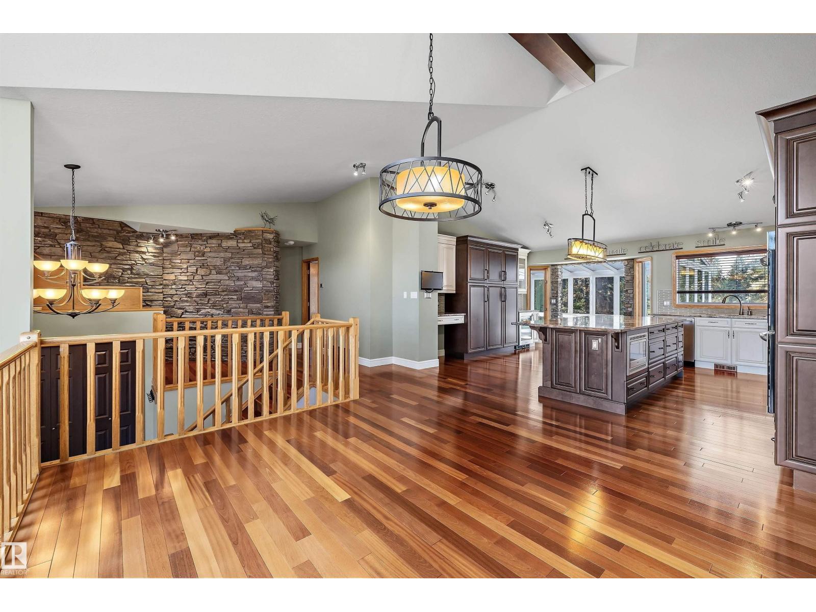 26 FAIRWAY DR - 8