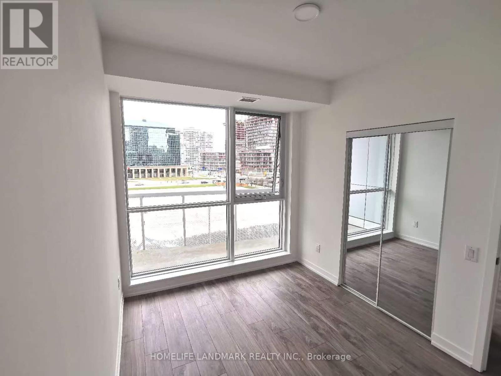 4065 Confederation Parkway — photo 2