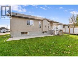 18 Park Point, Whitecourt, AB T7S1W9 Photo 34