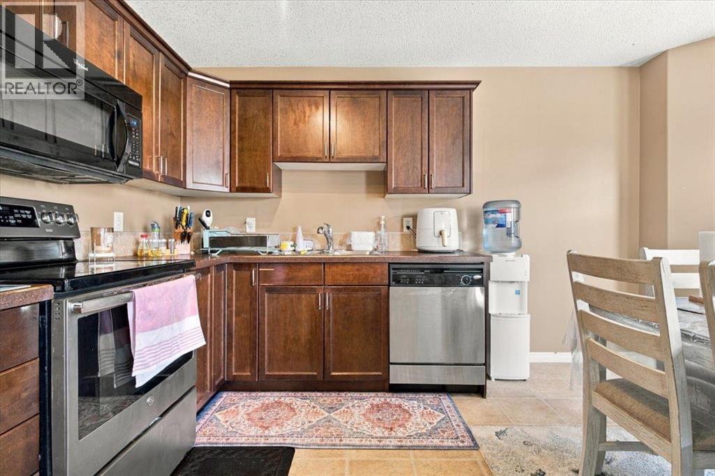 309, 10150 121 Avenue - 6