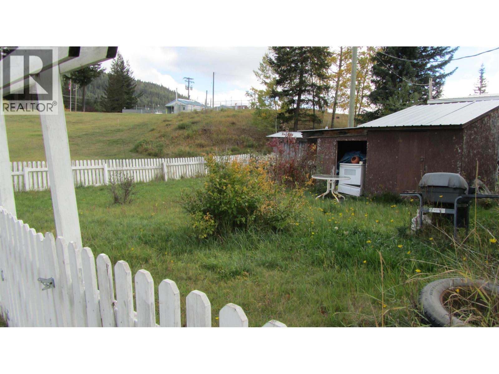#61 375 HORSE LAKE ROAD - 4
