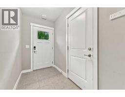 1604, 32 Horseshoe Crescent - photo 2