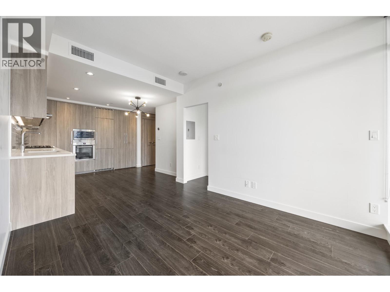 2912 4730 LOUGHEED HIGHWAY, Burnaby - Image 1