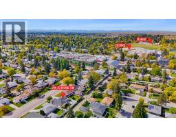 704 75 Avenue Sw, Calgary, AB T2V0S3 Photo 29
