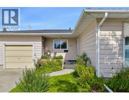 704 75 Avenue SW - photo 2