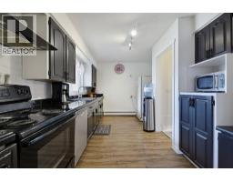 Bedroom - 704 75 Avenue Sw, Calgary, AB T2V0S3 Photo 10